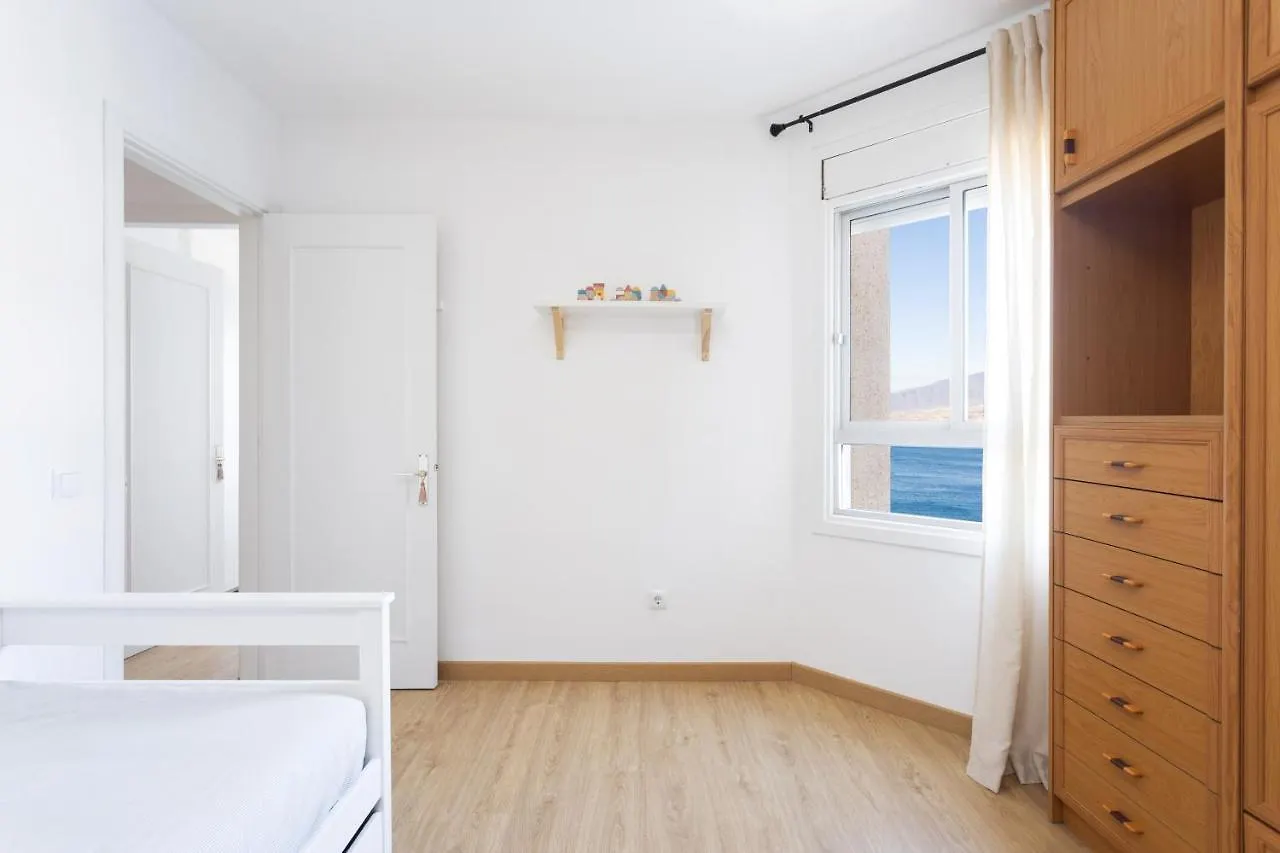 Home2Book Comfy Beachfront Radazul