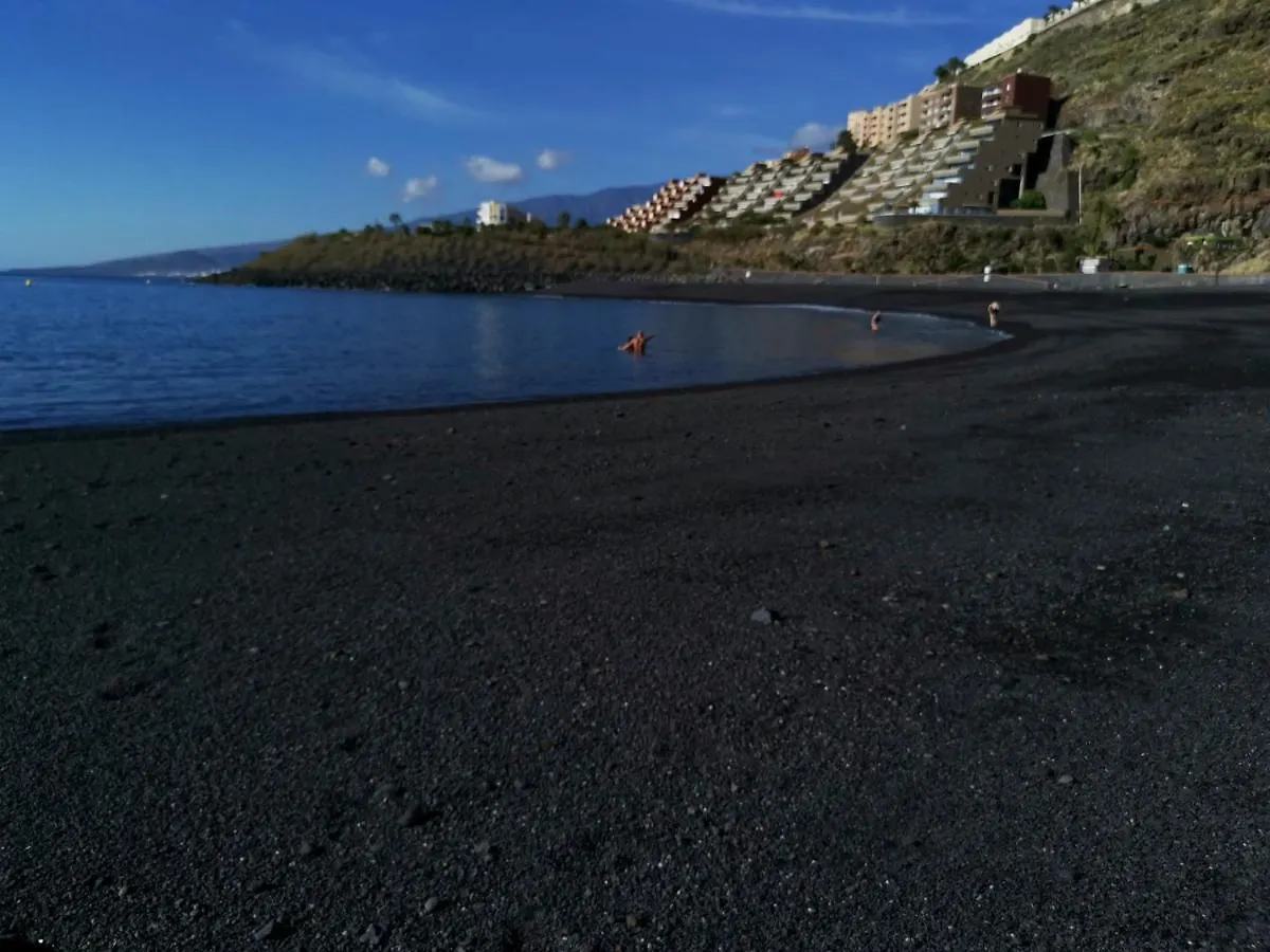 Home2Book Comfy Beachfront Radazul Apartment